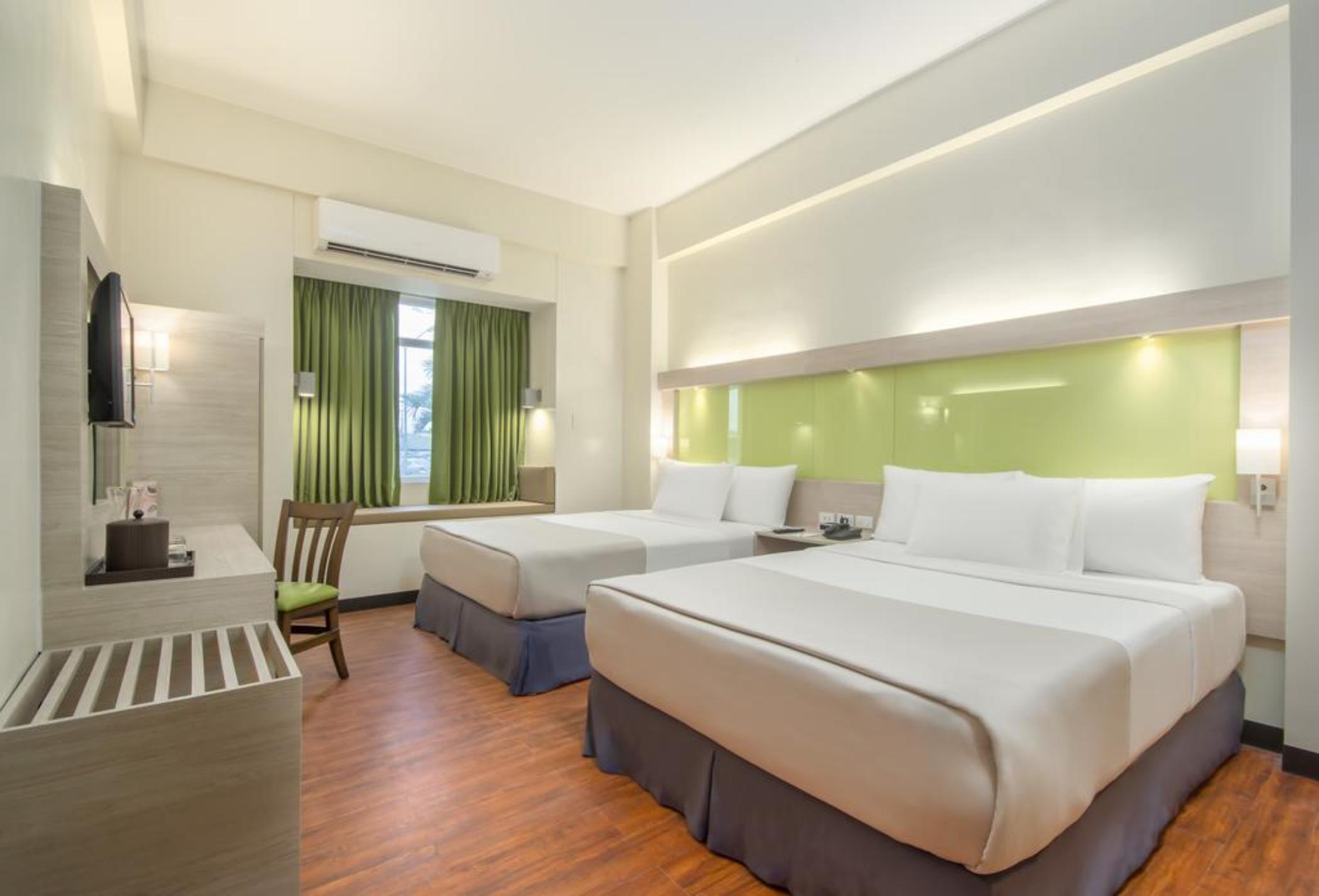Microtel Inn & Suites By Wyndham San Fernando San Fernando  Bagian luar foto